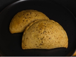 Empanada Integral de Palmito e Molho Branco 1,6 Kg